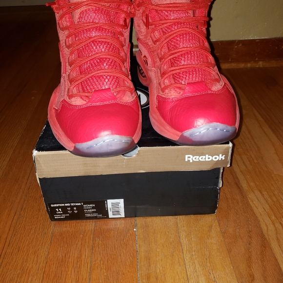 Teyana Taylor mid all red Allen Iversons - Picture 6 of 7